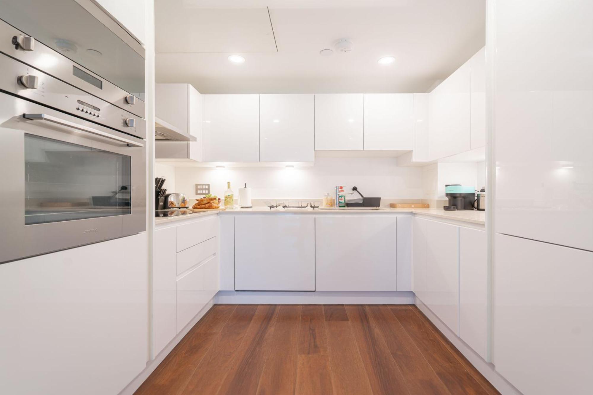 Stylish And Comfortable Canary Wharf Apartment Perfect For Long Stays لندن المظهر الخارجي الصورة