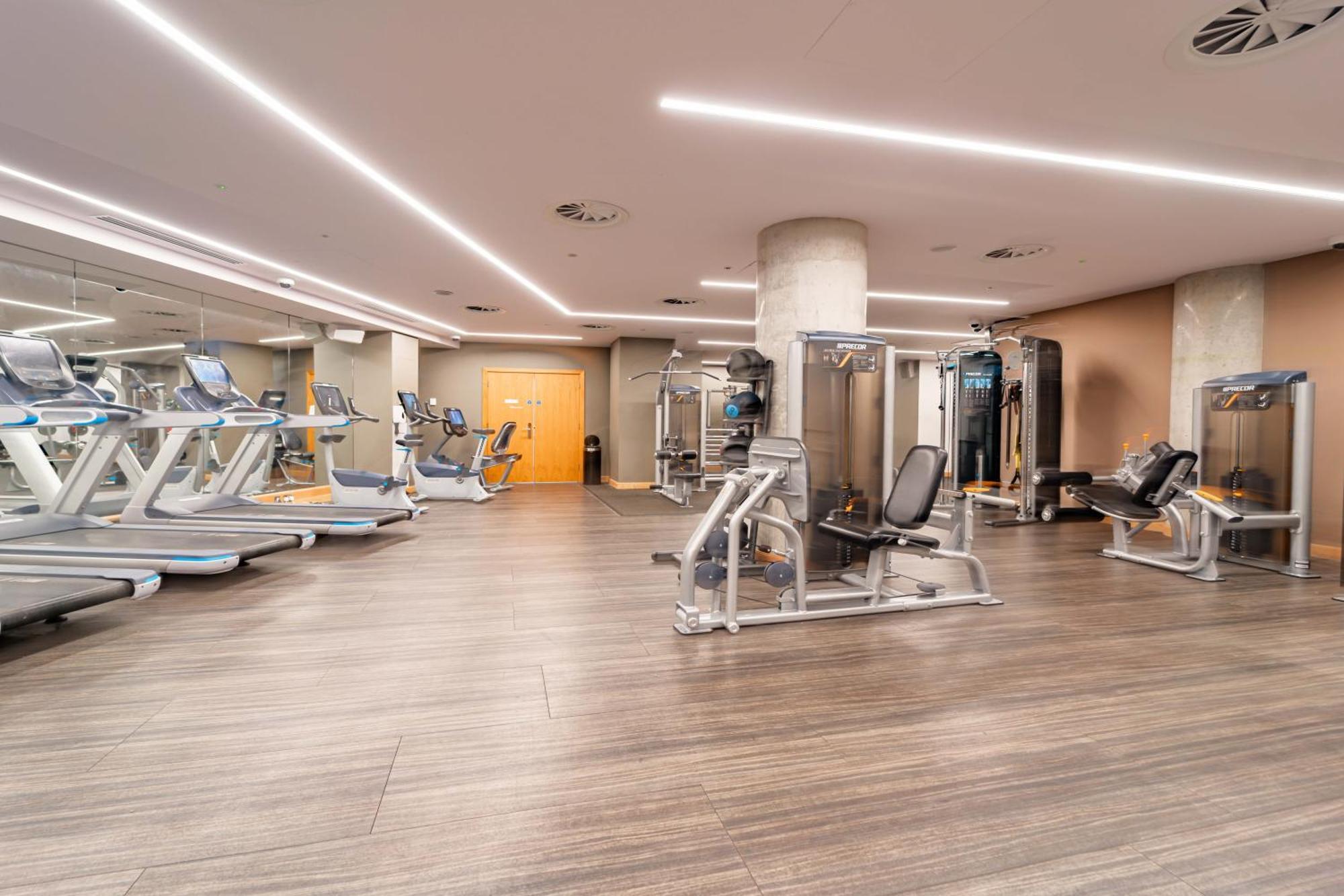 Stylish And Comfortable Canary Wharf Apartment Perfect For Long Stays لندن المظهر الخارجي الصورة